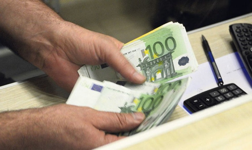 Kredia e dhene nga institucionet financiare jobanka kalon kufirin e 600 mln euro